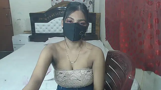 Snapshot of mariyaqueen chatting on 10-06-25, 02:20 mariyaqueen online show from 10-06-25, 02:20