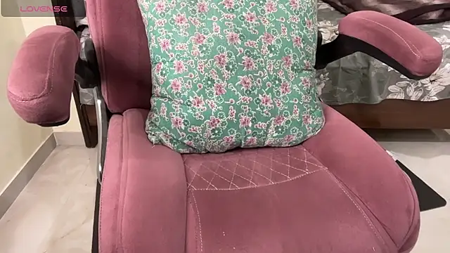 Dazzling  ira online show from 04-20-26, 09:38