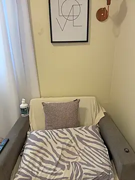 Brownfitbabyy online show from 03-04-26, 12:00