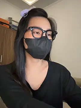 Lilisa miu online show from 10-12-25, 04:17