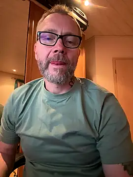 Rockburg online show from 12-21-25, 03:41