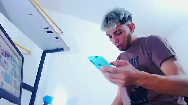 Gregory hard online show from 12-05-25, 07:54