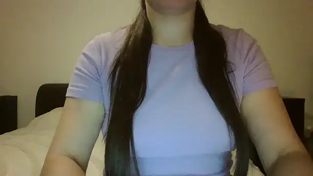 Snapshot of VanesaJewelz chatting on 12-04-24, 06:50 VanesaJewelz online show from 12-04-24, 06:50