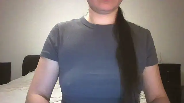 Snapshot of VanesaJewelz chatting on 03-12-25, 08:52 VanesaJewelz online show from 03-12-25, 08:52