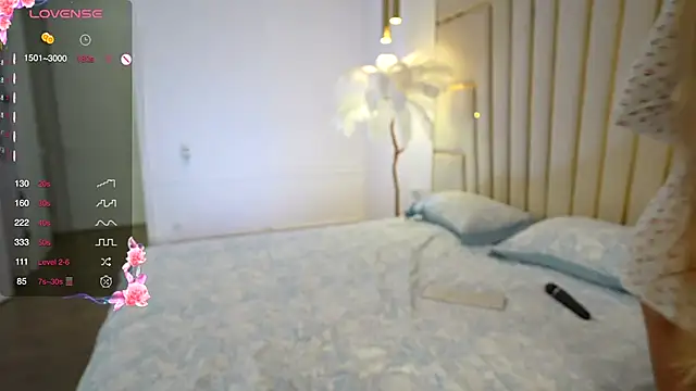 Snapshot of Goodgirlgonabad chatting on 10-07-25, 03:09 Goodgirlgonabad online show from 10-07-25, 03:09