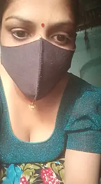 Snapshot of haymona chatting on 02-05-25, 02:19 haymona online show from 02-05-25, 02:19