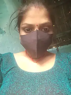 Snapshot of haymona chatting on 02-08-25, 11:22 haymona online show from 02-08-25, 11:22