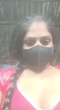 Snapshot of haymona chatting on 02-17-25, 03:53 haymona online show from 02-17-25, 03:53