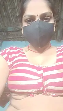 Snapshot of haymona chatting on 03-04-25, 10:05 haymona online show from 03-04-25, 10:05