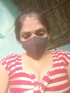 Snapshot of haymona chatting on 03-06-25, 05:14 haymona online show from 03-06-25, 05:14