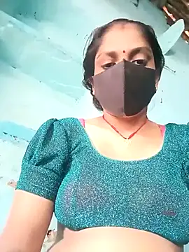 Snapshot of haymona chatting on 03-12-25, 11:09 haymona online show from 03-12-25, 11:09