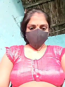 Snapshot of haymona chatting on 03-15-25, 10:13 haymona online show from 03-15-25, 10:13