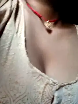 Snapshot of haymona chatting on 03-20-25, 05:35 haymona online show from 03-20-25, 05:35