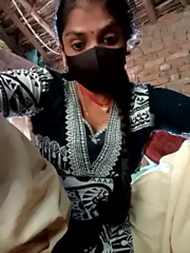 Snapshot of haymona chatting on 10-16-25, 09:43 haymona online show from 10-16-25, 09:43