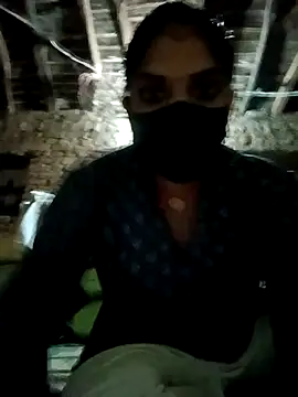 Snapshot of haymona chatting on 10-17-25, 04:53 haymona online show from 10-17-25, 04:53