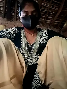 Snapshot of haymona chatting on 10-23-25, 02:44 haymona online show from 10-23-25, 02:44