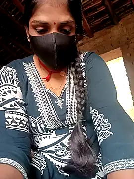 Snapshot of haymona chatting on 10-29-25, 05:20 haymona online show from 10-29-25, 05:20