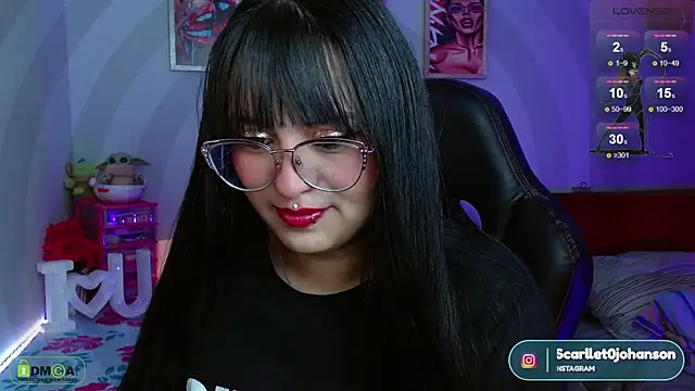 Miss scarllet  online show from 12-11-24, 01:06