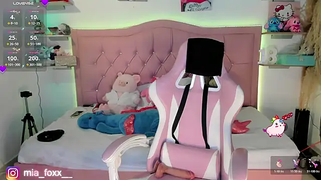 Mia foxx  online show from 01-16-26, 11:09