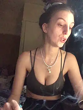 Snapshot of indie-rayne chatting on 01-17-25, 09:49 indie-rayne online show from 01-17-25, 09:49