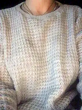 Snapshot of indie-rayne chatting on 10-25-25, 01:46 indie-rayne online show from 10-25-25, 01:46