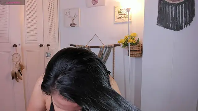 Snapshot of anaruiz_ chatting on 11-08-25, 02:12 anaruiz online show from 11-08-25, 02:12