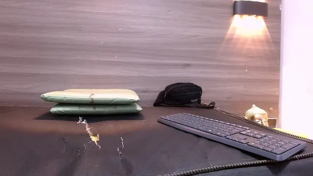 Cutie Shy  online show from 02-15-25, 01:31