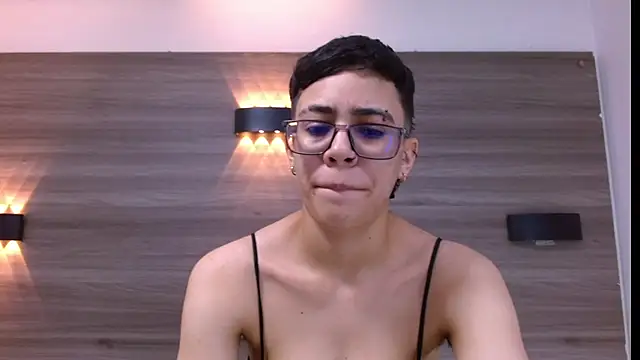 Cutie Shy  online show from 03-07-25, 07:05