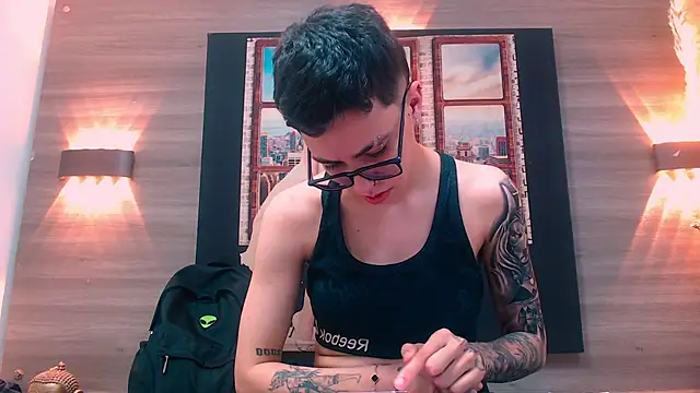 Cutie Shy  online show from 11-26-25, 06:42