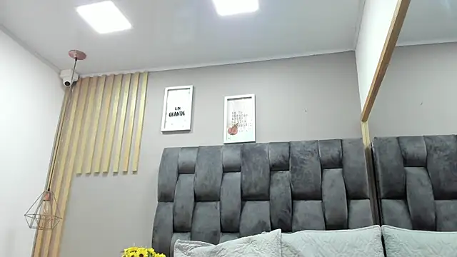 camila  herrera online show from 12-13-24, 06:31