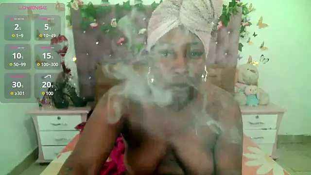 ValeriaTsx online show from 02-05-25, 12:31