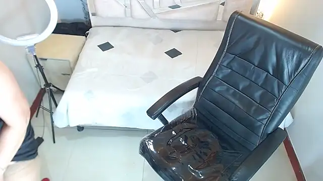 Salome Milf202 online show from 10-14-25, 03:07