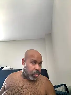 Snapshot of ChiRaqb8 chatting on 09-29-25, 07:08 ChiRaqb8 online show from 09-29-25, 07:08