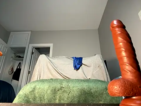 Snapshot of ChiRaqb8 chatting on 10-11-25, 11:03 ChiRaqb8 online show from 10-11-25, 11:03