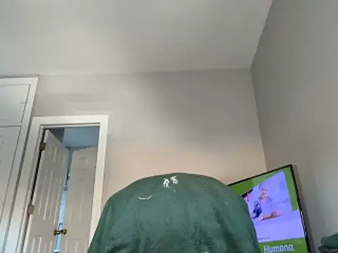 Snapshot of ChiRaqb8 chatting on 10-31-25, 06:20 ChiRaqb8 online show from 10-31-25, 06:20