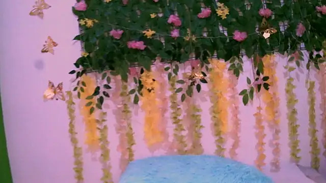 Crysrus online show from 01-28-25, 02:53