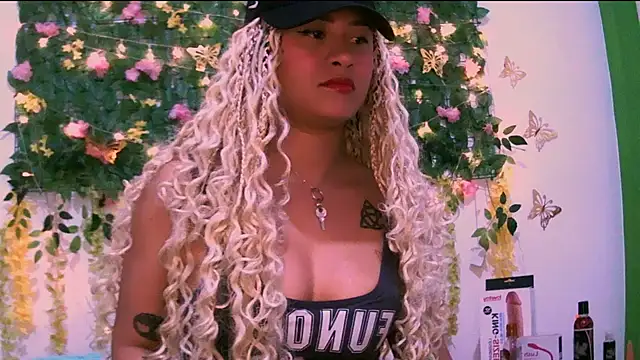 Crysrus online show from 11-08-25, 10:41