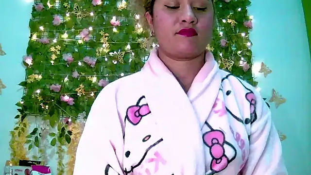 Snapshot of Crysrus chatting on 03-14-26, 12:28 Crysrus online show from 03-14-26, 12:28