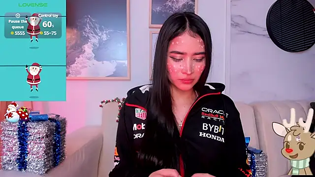 lara madisson online show from 12-29-24, 11:40