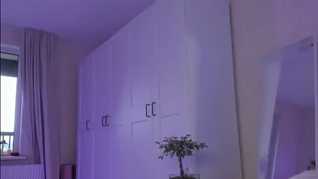 Snapshot of agelandreww chatting on 10-27-25, 01:04 agelandreww online show from 10-27-25, 01:04