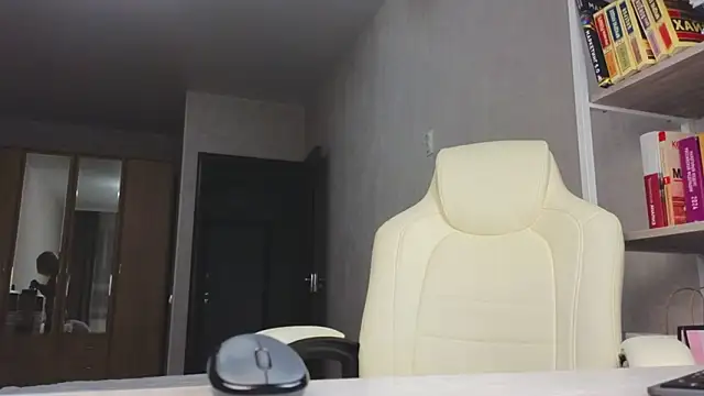 Snapshot of Marietta_Castro chatting on 02-28-26, 04:30 Marietta Castro online show from 02-28-26, 04:30