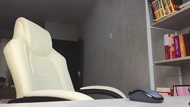 Snapshot of Marietta_Castro chatting on 03-05-26, 04:25 Marietta Castro online show from 03-05-26, 04:25