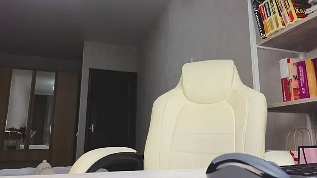 Snapshot of Marietta_Castro chatting on 03-10-26, 03:06 Marietta Castro online show from 03-10-26, 03:06