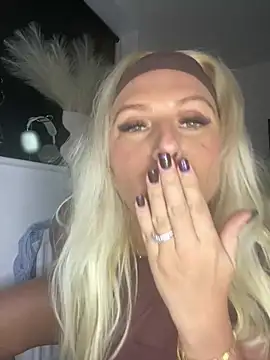 Snapshot of Arabellalee23 chatting on 01-08-25, 09:55 Arabellalee23 online show from 01-08-25, 09:55