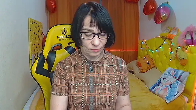 SandraHormas online show from 03-17-25, 02:23