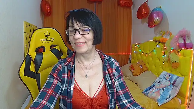 SandraHormas online show from 03-21-25, 05:02