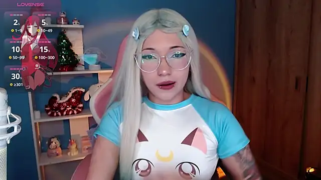 Snapshot of Artic_love chatting on 12-19-24, 12:02 Artic love online show from 12-19-24, 12:02