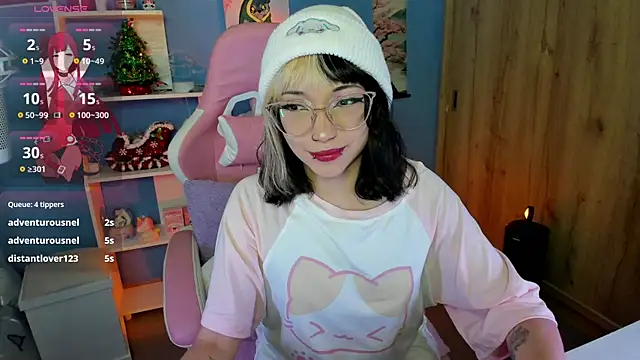 Snapshot of Artic_love chatting on 03-04-25, 10:13 Artic love online show from 03-04-25, 10:13