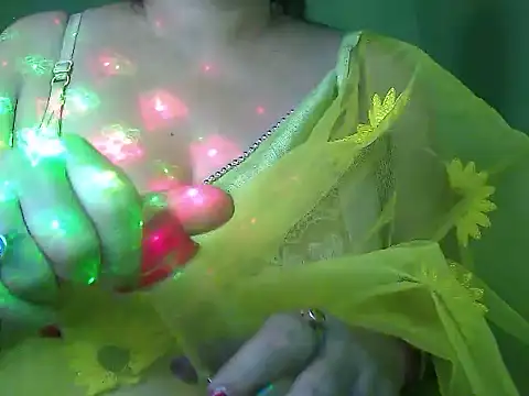 LOVERIAKOL online show from 11-27-25, 03:03