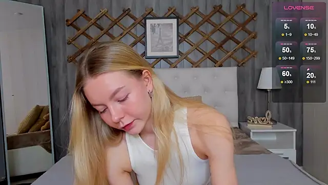 EvaCroan online show from 12-11-24, 05:00